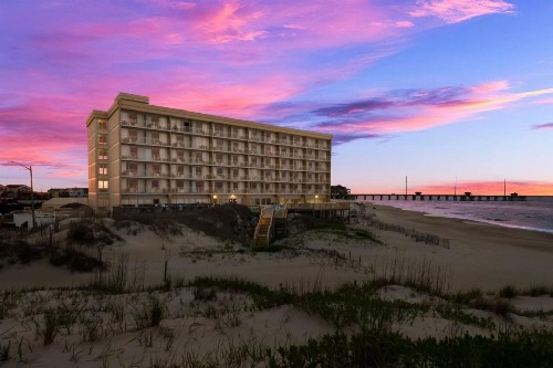Comfort Inn South Oceanfront - image 3