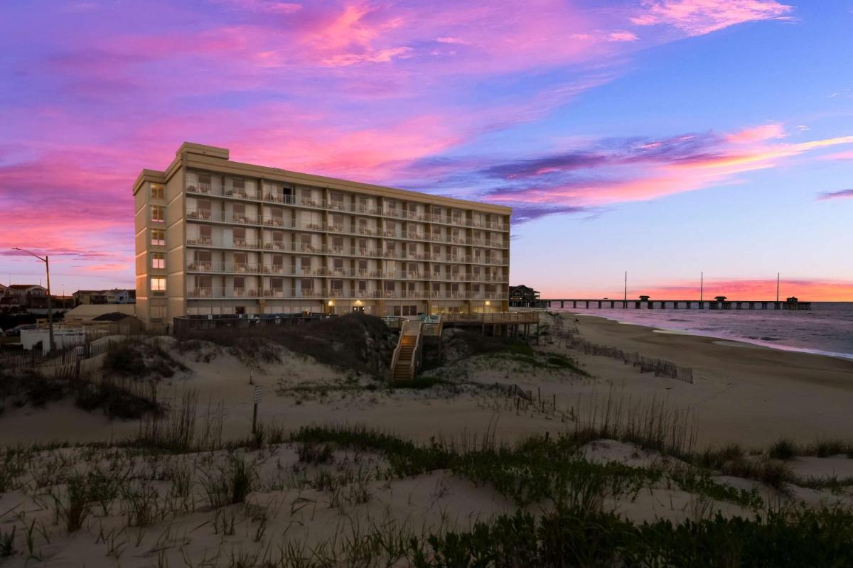 Comfort Inn South Oceanfront - image 3