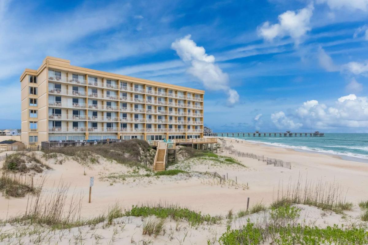 Comfort Inn South Oceanfront - image 4