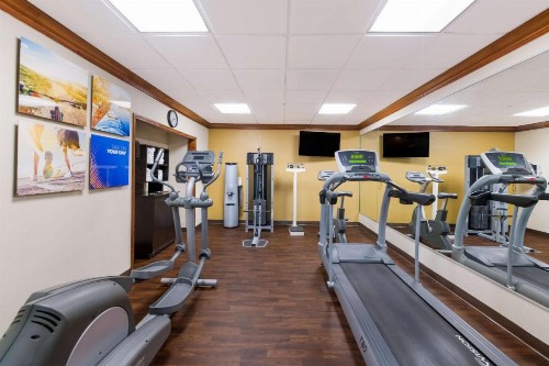 Comfort Inn South Oceanfront - image 50