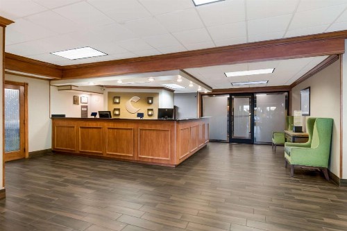Comfort Inn South Oceanfront - image 6