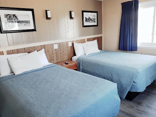 Colonial Inn - image 14