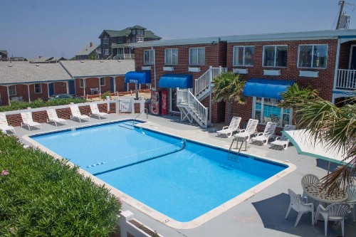 Colonial Inn - image 38