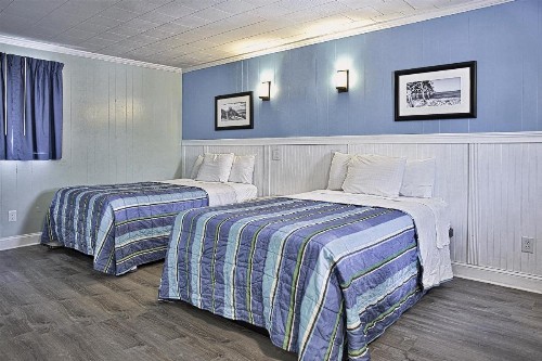 Colonial Inn - image 50