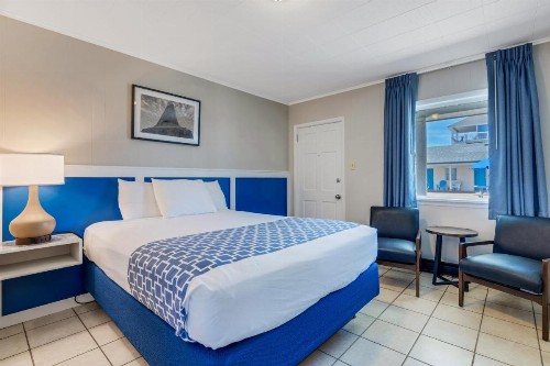 Dolphin Oceanfront Motel - Nags Head - image 13