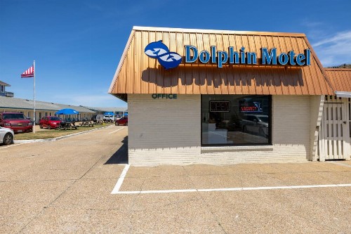 Dolphin Oceanfront Motel - Nags Head - image 16