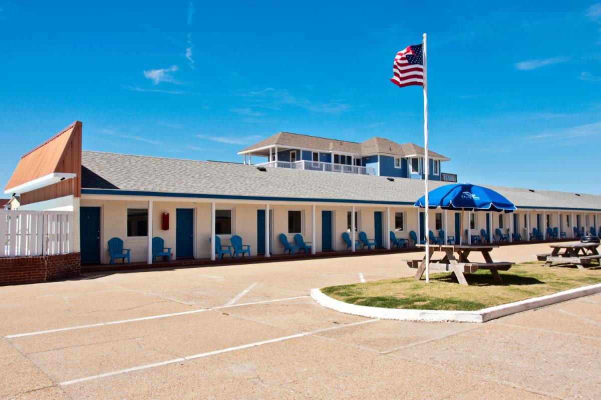 Dolphin Oceanfront Motel - Nags Head - image 5