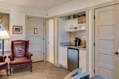 First Colony Inn - image 25