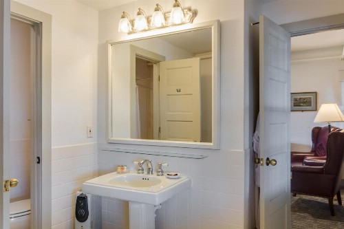 First Colony Inn - image 26