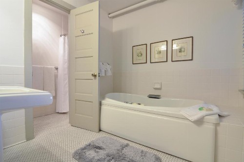 First Colony Inn - image 46