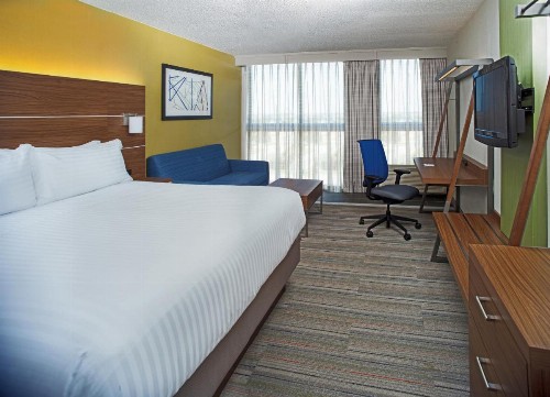 Holiday Inn Express Nags Head Oceanfront an IHG Hotel - image 25