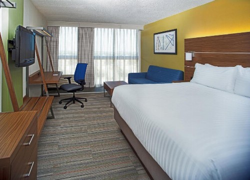 Holiday Inn Express Nags Head Oceanfront an IHG Hotel - image 32