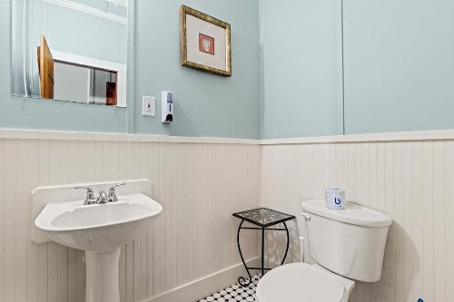 Nags Head Beach Inn - image 22
