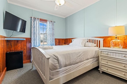 Nags Head Beach Inn - image 9