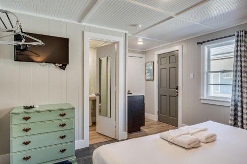 Tar Heel Motel - image 35