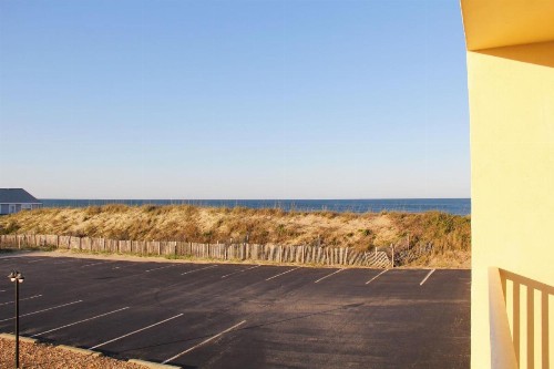 Surf Side Hotel - image 14