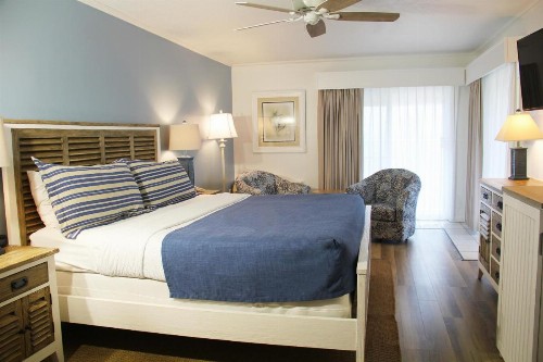 Surf Side Hotel - image 32