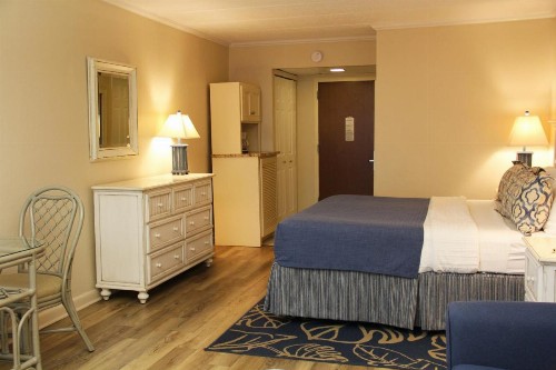 Surf Side Hotel - image 39