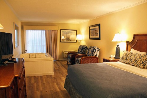 Surf Side Hotel - image 43