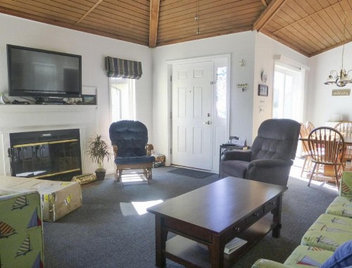 Surfside Resort Villa on Outer Banks of North Carolina - One Bedroom #1 - image 11