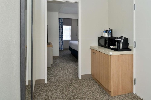 Hilton Garden Inn Napa - image 37