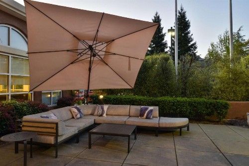 Hilton Garden Inn Napa - image 4