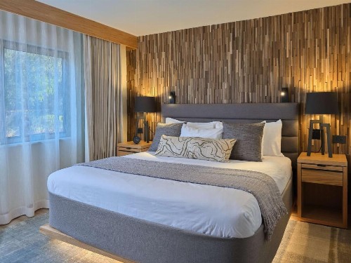 Embassy Suites Napa Valley - image 30