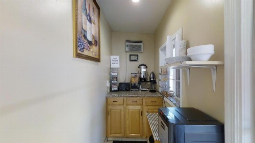 Napa Discovery Inn - image 17