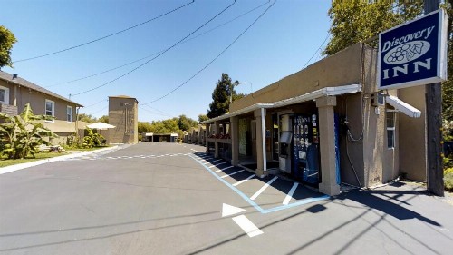 Napa Discovery Inn - image 18
