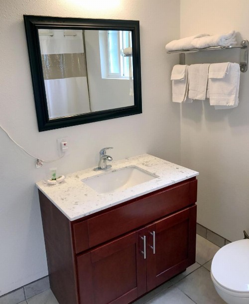Napa Discovery Inn - image 33