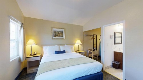 Napa Discovery Inn - image 6