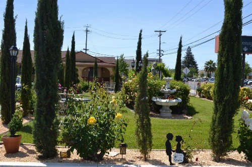 Chardonnay Lodge - image 18