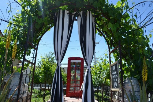 Chardonnay Lodge - image 26