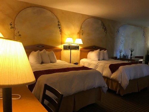 Chardonnay Lodge - image 50