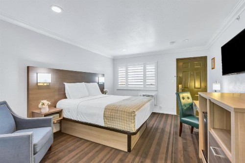 Napa Valley Hotel & Suites - image 10