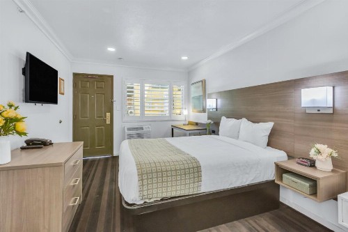 Napa Valley Hotel & Suites - image 12