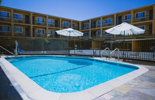Napa Valley Hotel & Suites - image 15