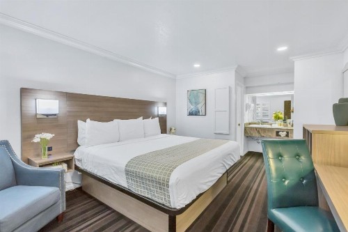 Napa Valley Hotel & Suites - image 25