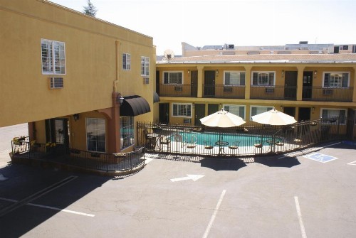 Napa Valley Hotel & Suites - image 9
