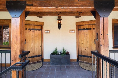 Rancho Caymus Inn - image 39