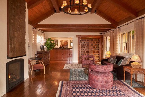 Rancho Caymus Inn - image 41