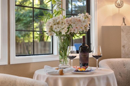 Candlelight Inn Napa Valley - image 26