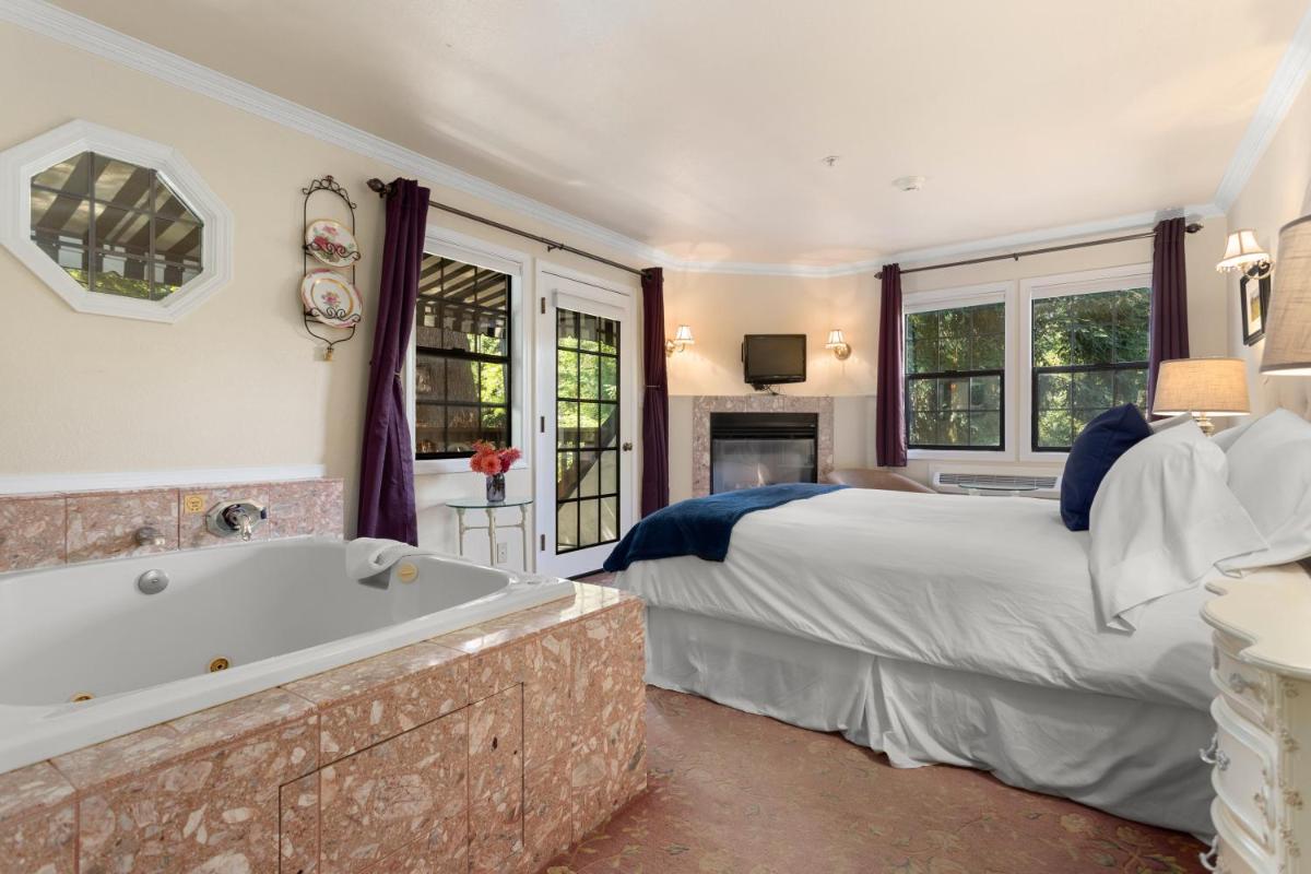 Candlelight Inn Napa Valley - image 6
