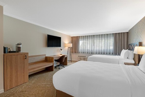 Best Western Plus Inn at the Vines - image 46