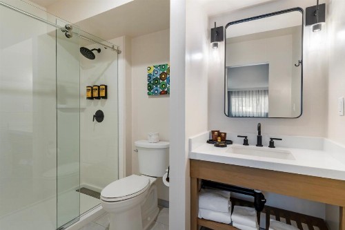 Best Western Plus Inn at the Vines - image 47