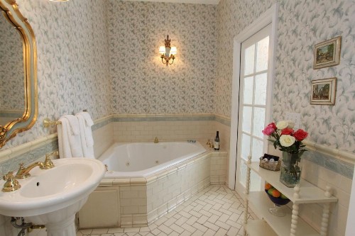 The Napa Inn - image 15