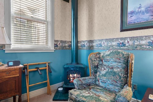 Hennessey House Bed and Breakfast - image 35