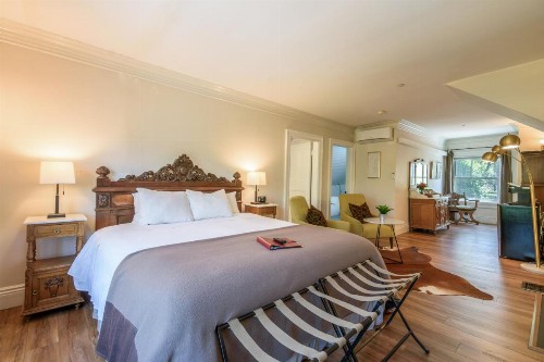 Cedar Gables Inn - image 1