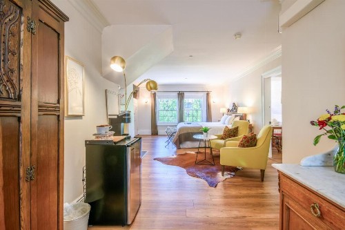 Cedar Gables Inn - image 17