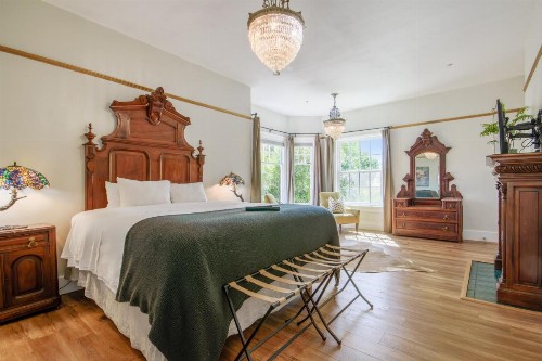 Cedar Gables Inn - image 32